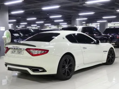 Maserati GranTurismo 2009, 37700 км, за 39900000 KRW