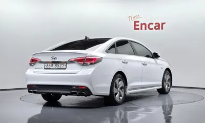 Hyundai Sonata 2016, 129175 км, за 8700000 KRW