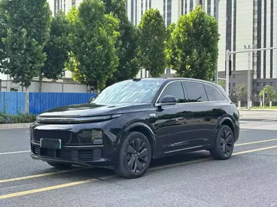 Li Auto Li L7 · 2025 год