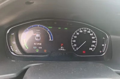 Honda Accord 2018, 117899 км, за 88081.29 CNY - фото 11