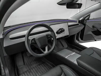 Tesla Model 3 2025, 34000 км, за 178800 CNY - фото 12