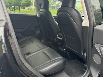 Tesla Model Y 2022, 80000 км, за 104500 CNY - фото 10