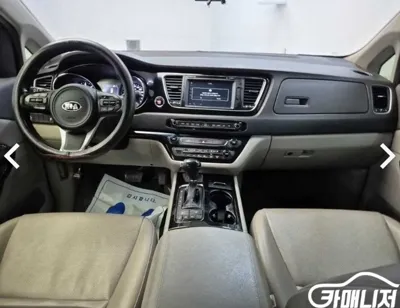 Kia Canival 2016, 314351 км, за 5300000 KRW - фото 7