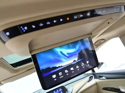 Buick GL8 Hybrid 2025, 9900 км, за 241900 CNY - фото 18