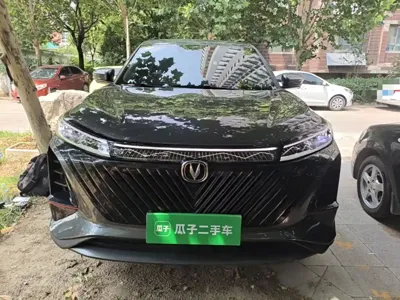 Changan 长安CS75PLUS 2023, 77000 км, за 66000 CNY