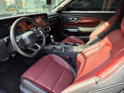Ford Mustang 2025, 500 км, за 67620000 KRW - фото 9