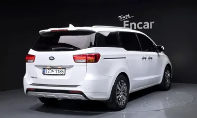 Kia Canival 2017, 97742 км, за 11500000 KRW