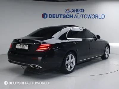 Mercedes-Benz E-Class 2018, 61896 км, за 21500000 KRW
