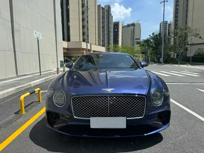 Bentley Continental 2020, 56000 км, за 1538000 CNY