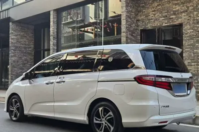 Honda Odyssey 2017, 128500 км, за 96422.4 CNY - фото 4