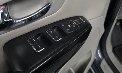 Kia Canival 2018, 128125 км, за 12400000 KRW - фото 28