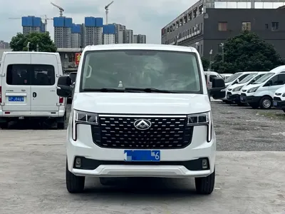 大通 V80 2024, 60000 км, за 88000 CNY