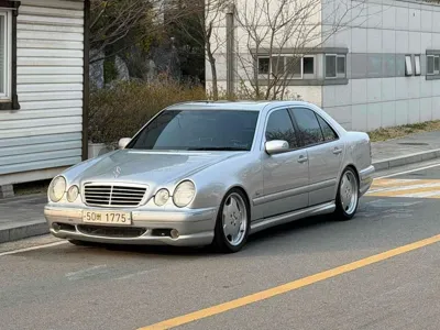 Mercedes-Benz E-Class · 2001 год