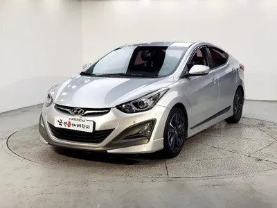 Hyundai Avante · 2016 год