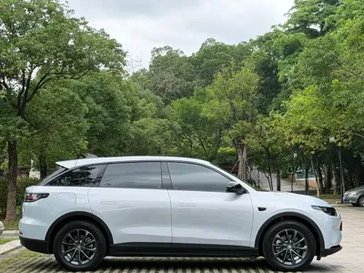 Leapmotor Leapmotor C11 2024, 43000 км, за 92800 CNY