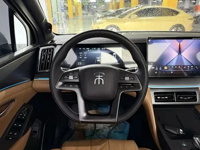 BYD L DM-i 2025, 18000 км, за 98800 CNY - фото 17