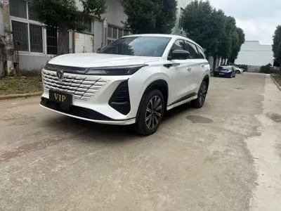 Changan 长安CS75PLUS 2023, 30000 км, за 68800 CNY