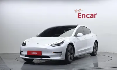 Tesla Model 3 · 2020 год