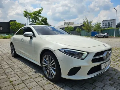 Mercedes-Benz CLS-Class 2019, 273713 км, за 22300000 KRW
