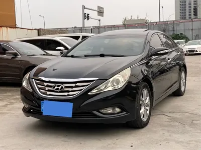 Hyundai Sonata · 2011 год