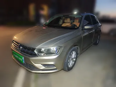 Volkswagen Bora 2017, 80000 км, за 34568.14 CNY - фото 1
