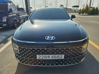 Hyundai Grandeur 2023, 49000 км, за 28700000 KRW