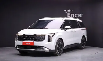 Kia Canival · 2025 год