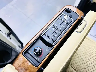 Toyota Alphard 2017, 140000 км, за 375000 CNY - фото 16