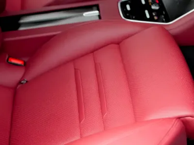 Porsche Panamera 2023, 30000 км, за 624300 CNY - фото 9