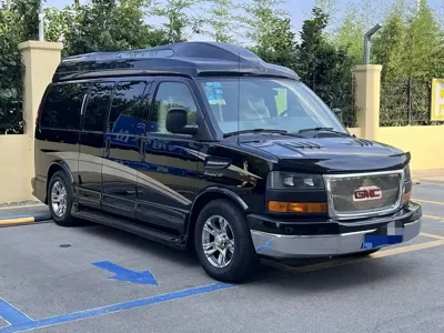 GMC Savana 2010, 80000 км, за 75000 CNY