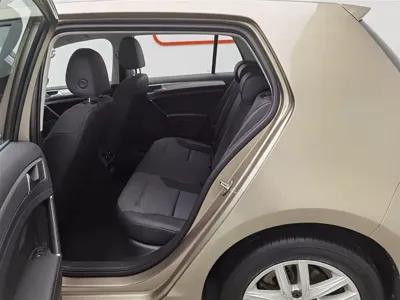 Volkswagen Golf 2019, 109100 км, за 43800 CNY - фото 15