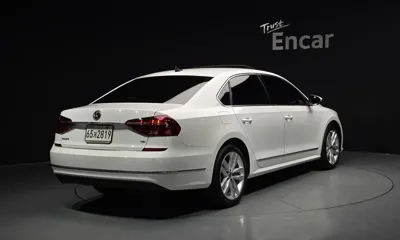 Volkswagen Passat 2018, 57350 км, за 9890000 KRW