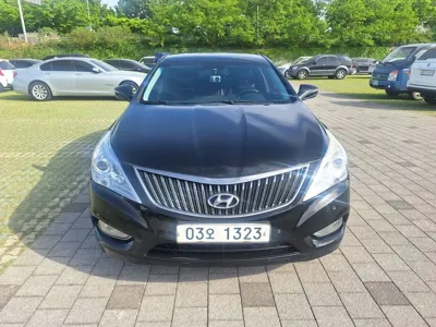 Hyundai Grandeur 2013, 223883 км, за 4500000 KRW