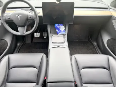 Tesla Model Y 2023, 60000 км, за 165799 CNY - фото 7