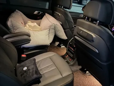 BMW X7 2025, 7682 км, за 95860000 KRW - фото 8