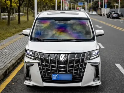 Toyota Alphard 2015, 110000 км, за 288000 CNY