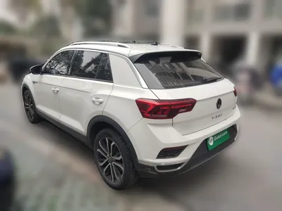 Volkswagen T-Roc 2022, 38000 км, за 105027.19 CNY