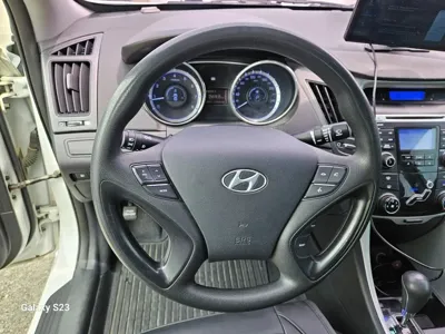 Hyundai Sonata 2010, 176485 км, за 3290000 KRW - фото 13
