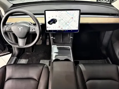 Tesla Model Y 2021, 88800 км, за 131800 CNY - фото 12
