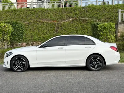 Mercedes-Benz C-Class 2021, 91000 км, за 106800 CNY