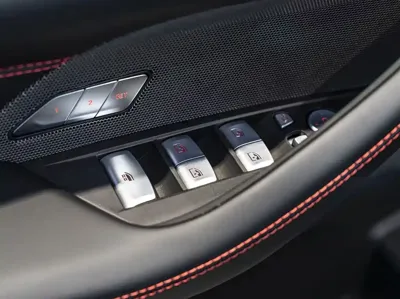 BMW M4 2025, 12000 км, за 828000 CNY - фото 21