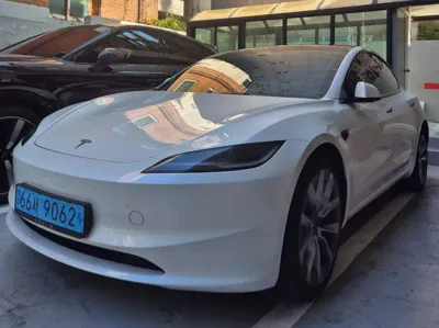 Tesla Model 3 2024, 954 км, за 31000000 KRW