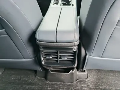 Geely Boyue L 2025, 14000 км, за 77600 CNY - фото 8