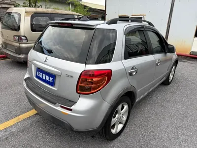 Suzuki SX4 2013, 70000 км, за 9900 CNY - фото 4