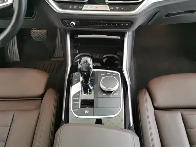 BMW 3 Series 2020, 77500 км, за 118800 CNY - фото 16