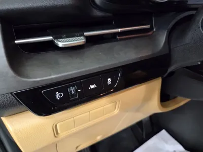 Kia Canival 2021, 122900 км, за 17900000 KRW - фото 12