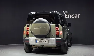 Land Rover Defender 2022, 61866 км, за 70300000 KRW