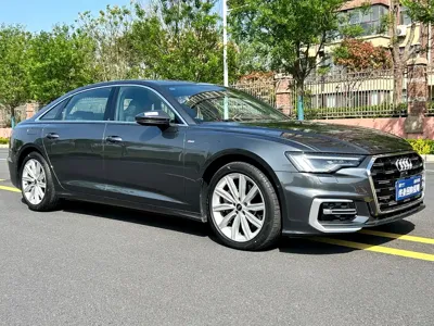 Audi A6L 2024, 9000 км, за 258000 CNY