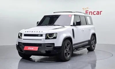 Land Rover Defender · 2022 год