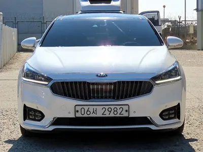 Kia K7 · 2018 год